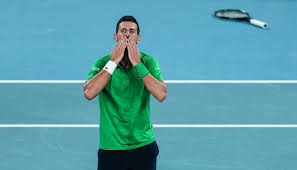 高效发挥！麦基半场11中7贡献17分5篮板