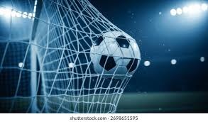 为什么现场记分牌需要显示球的“释放点高度”一致性数据