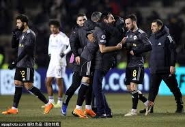 尽管失去明星球员，上海海港依然连胜两场，领跑中超积分榜